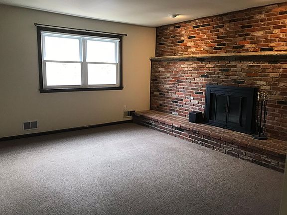 Bright natural light in living room