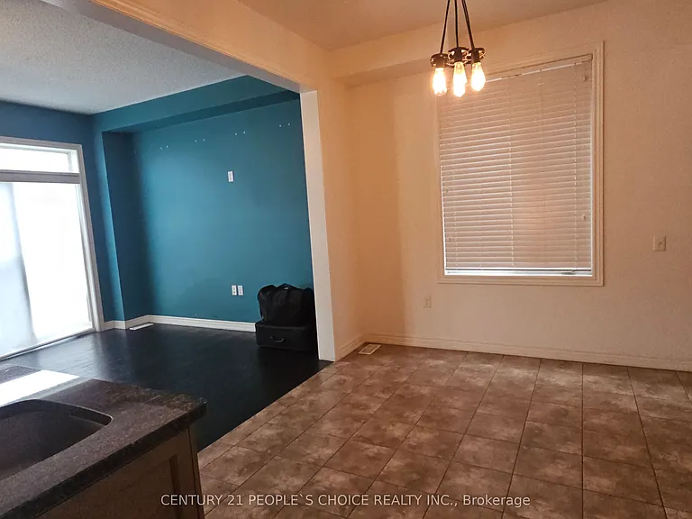 32 Meadowcreek Rd — Photo 8