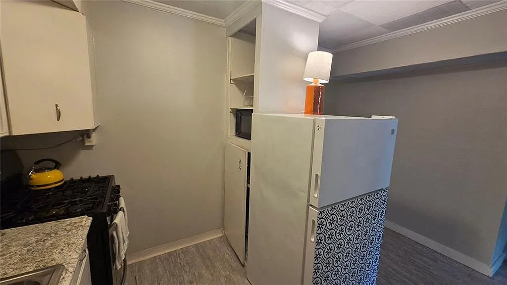1 bed, 1.0 bath, $1,500 — Photo 3