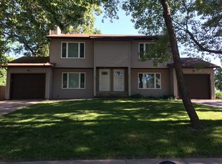 442 Holiday Rd, Coralville, IA 52241