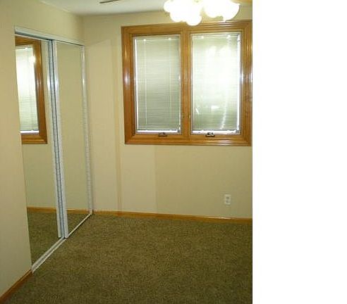 5th image of 9409 Louis Ave