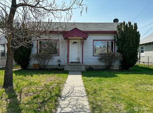 1017 W Park St, Wenatchee, WA 98801