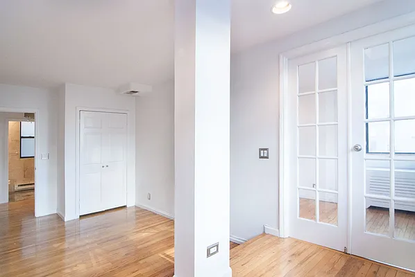 Rented by WAM Partners - William Moses Co. | media 27