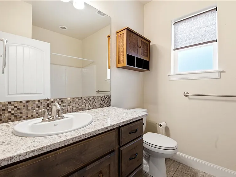 1415 E Summerheights Dr — Photo 27