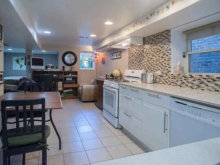 3039 W Eastwood Ave #GARDEN — Photo 10