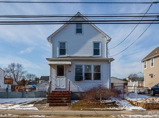 39 Boehmhurst Ave, Sayreville, NJ 08872