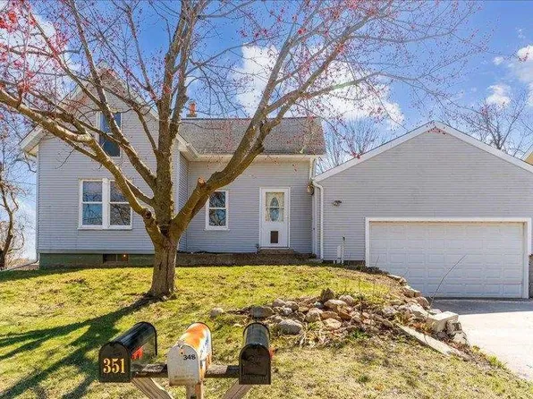 348 S Maple St, West Branch, IA 52358