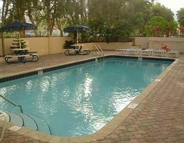 2nd image of 1251 NE 108th St APT 605
