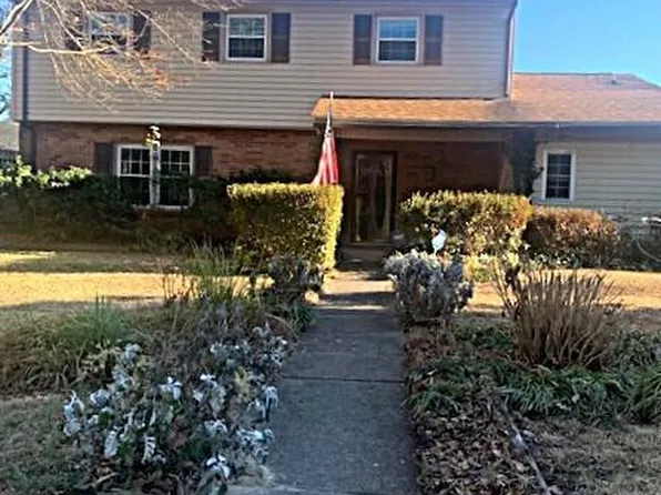 204 Kerry Court, Jacksonville, NC 28546