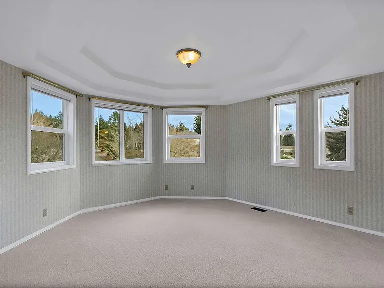 4021 Patrick Ct SE — Photo 13