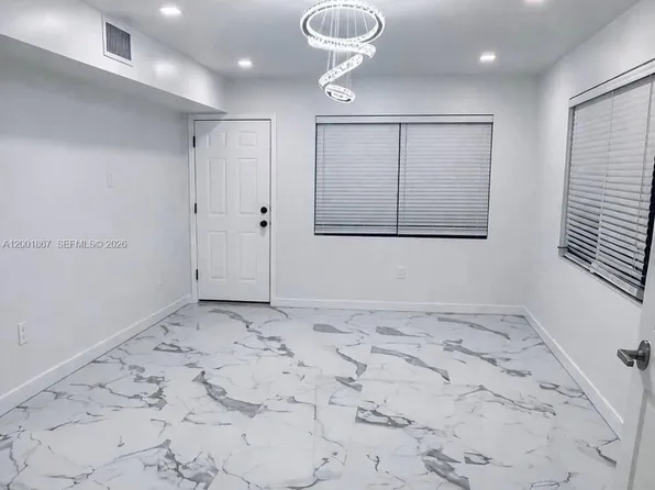 1629 Mayo St, Hollywood, FL 33020