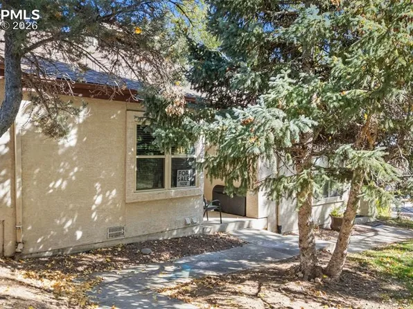 560 Autumn Crest Cir Unit E, Colorado Springs, CO 80919