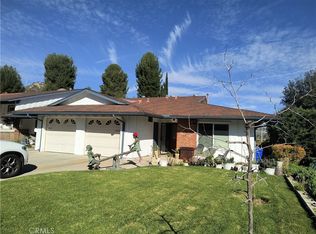 19335 Oak Crossing Rd, Santa Clarita, CA 91321