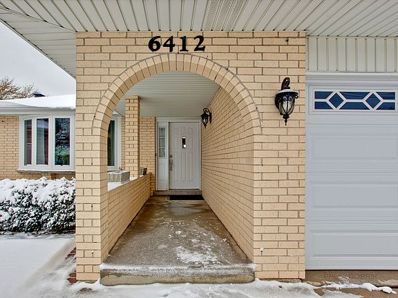 3rd image of 6412 W 89th Pl