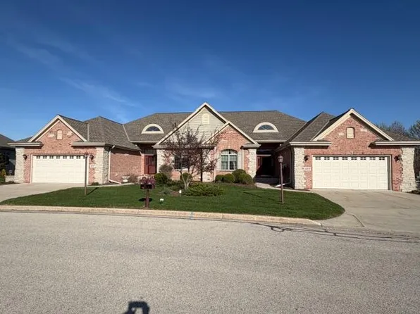 6837 West Greyhawk COURT, Franklin, WI 53132