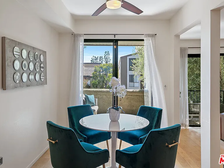 1506 S Bentley Ave #308 — Photo 15
