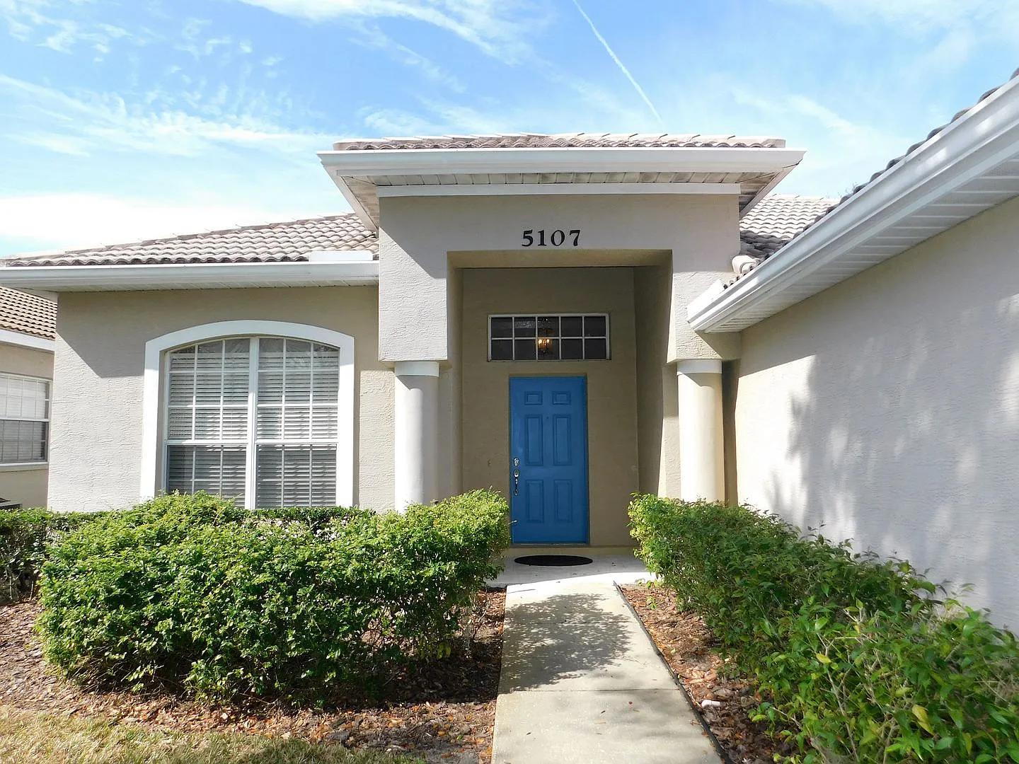 Furnished home in The Pinnacle of gated East Lake Woodlands — Photo 1