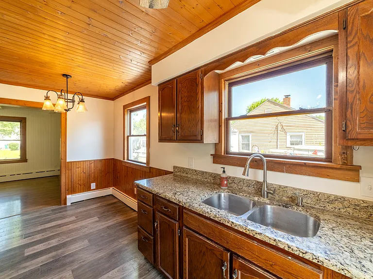 7535 Independence St — Photo 22