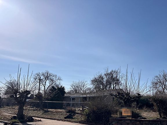 3rd image of 6702 E Martin Luther King Jr Blvd