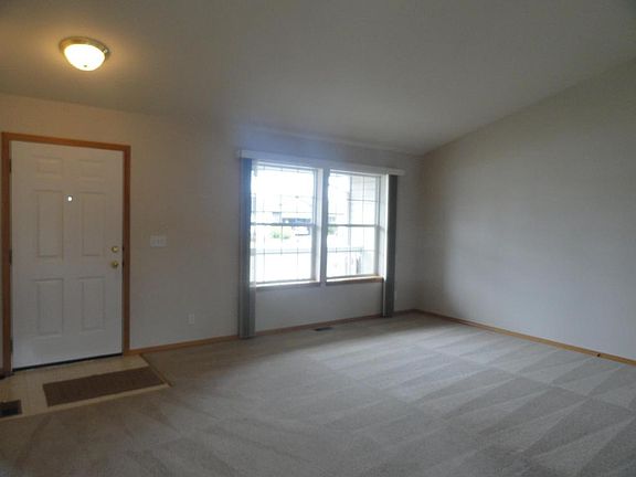 5th image of 520 E Sand Wedge Dr