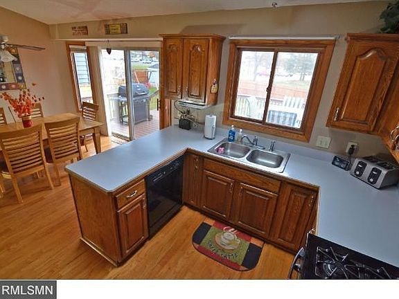 3rd image of 14306 Euclid Ave