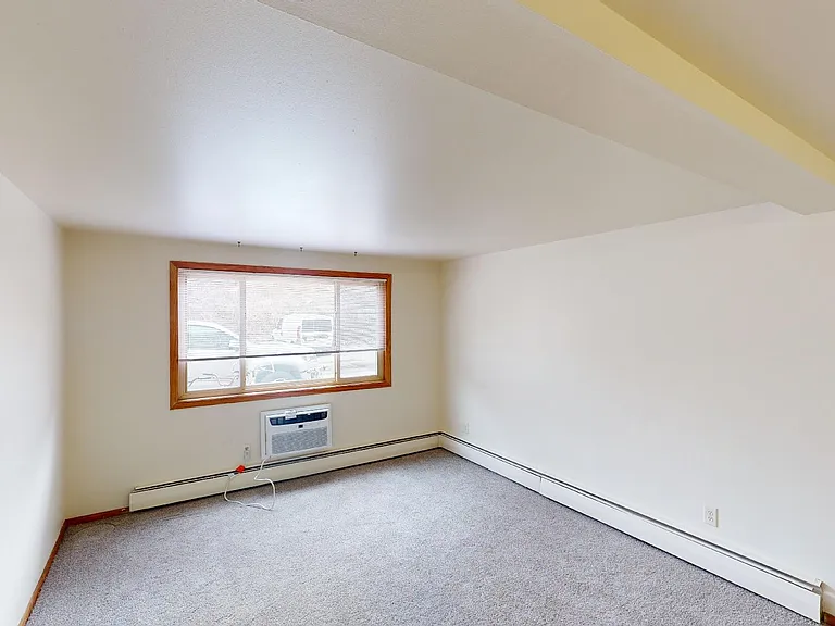 5021 Old Middleton Rd — Photo 5