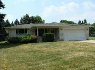 560 John R Rd, Rochester Hills, MI 48307