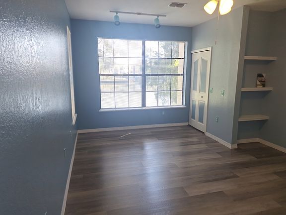 4th image of 6137 Metrowest Blvd Unit 202