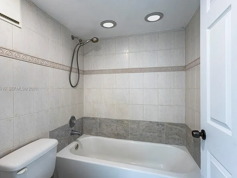 10855 SW 112th Ave #211 — Photo 6