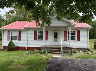 1320 Smiley Troutt Rd, Westmoreland, TN 37186