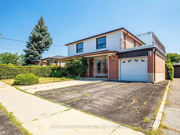 115 Hullmar Dr, Toronto, ON M3N 2E5