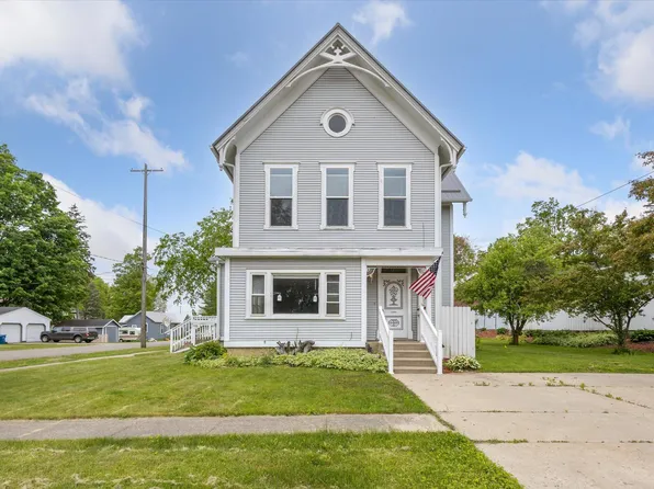 501 N Lincoln St, Stanton, MI 48888