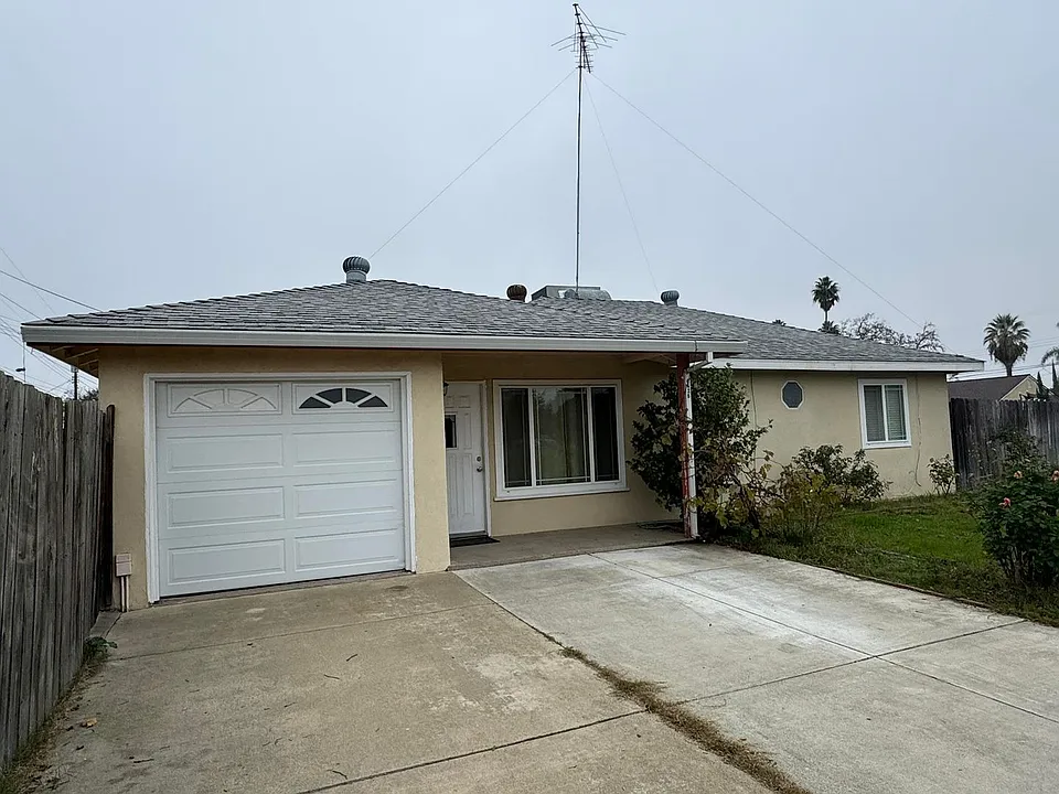 6425 Thomas Dr