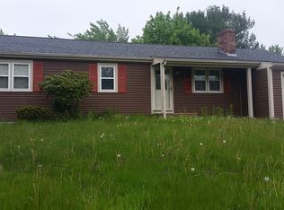 6 Alan Dr, Bristol, RI 02809