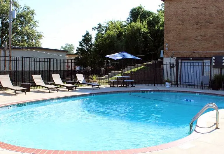 Tuscany Village Apartments — Photo 4