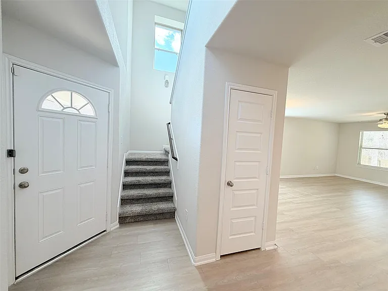 11720 Whirlaway Dr — Photo 17