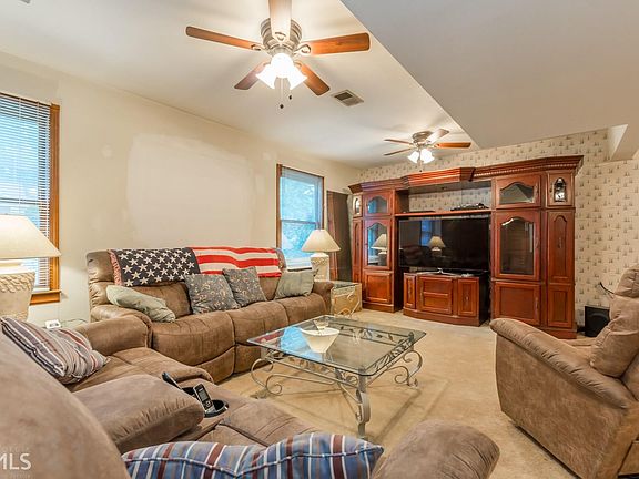 5th image of 3262 Summer Wood Cir