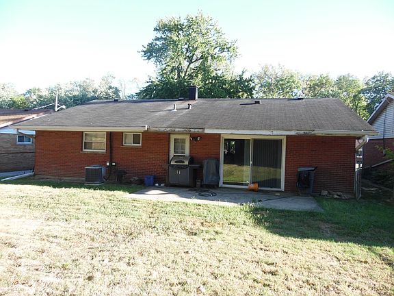 3rd image of 2950 Aries Ct