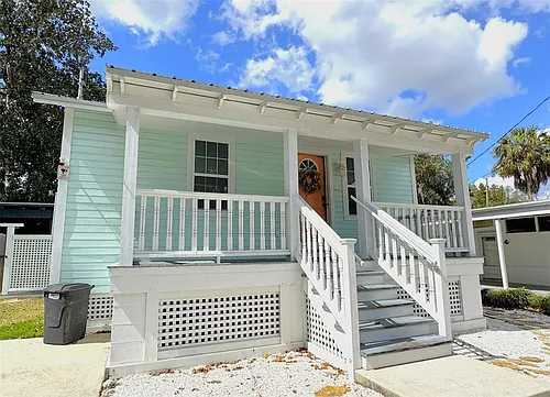 222 NE 1st Ave Photo 1