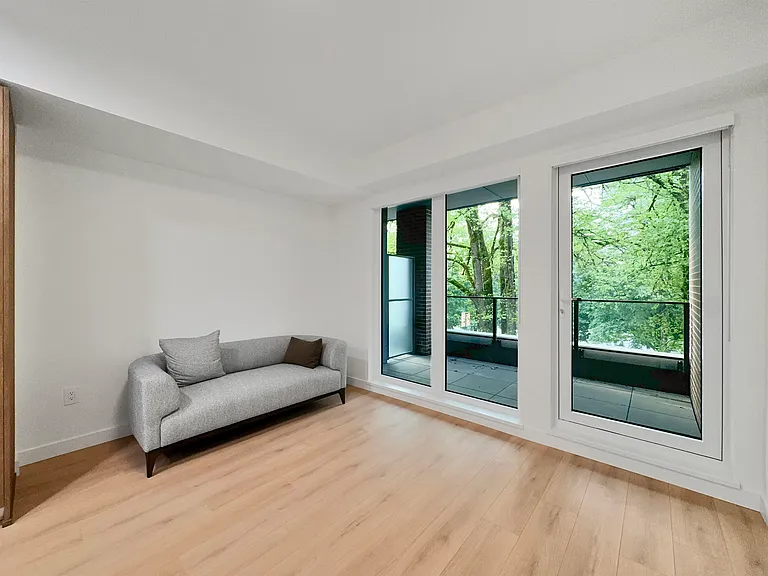 133 W 49th Ave #3XX — Photo 11