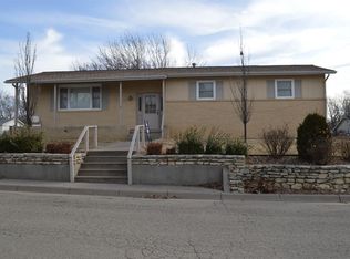 802 N A St, Herington, KS 67449