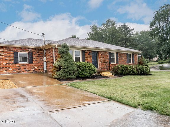 3rd image of 54 Hummingbird Dr