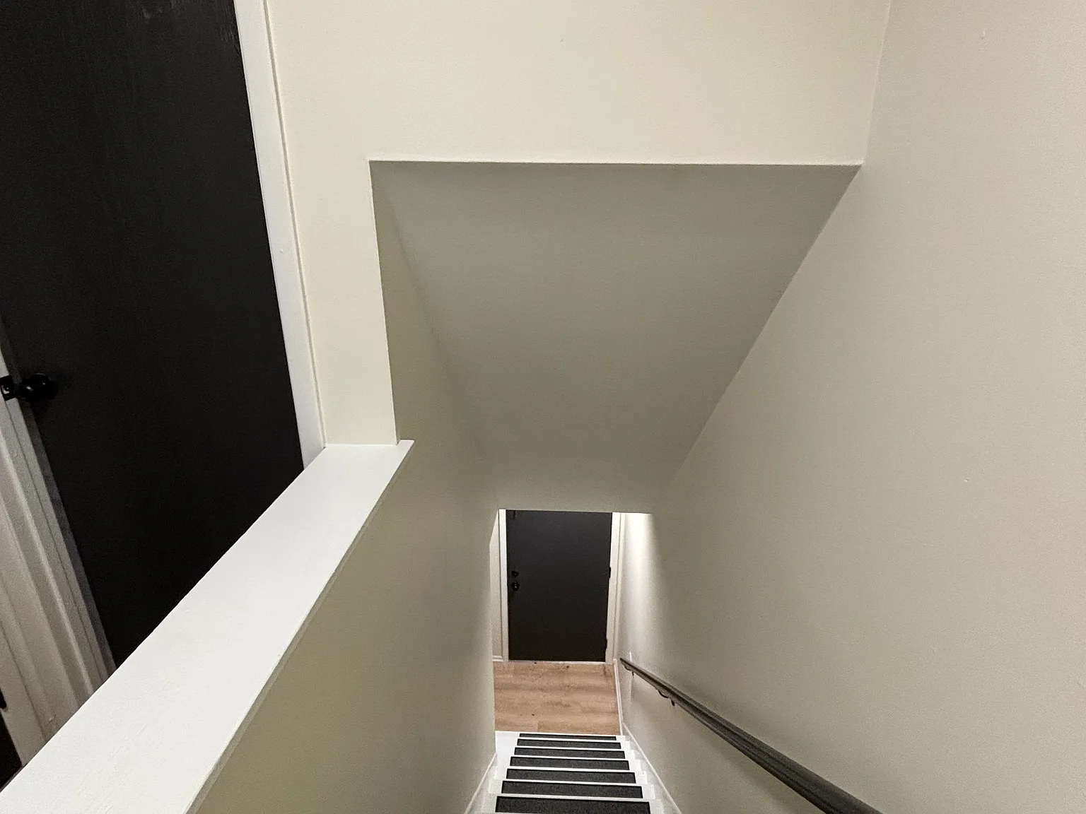 2 bed, $1,350 — Photo 4