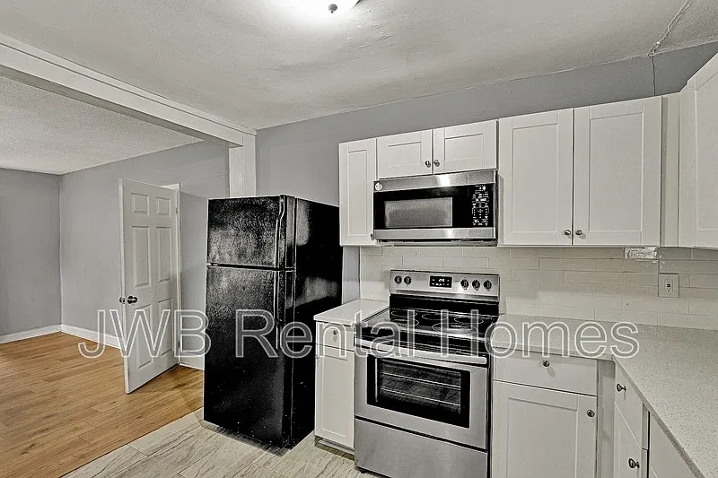 Northside — Photo 2