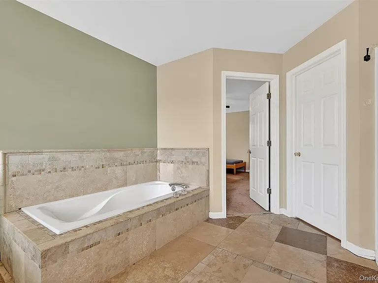 1071 Craigville Rd — Photo 26