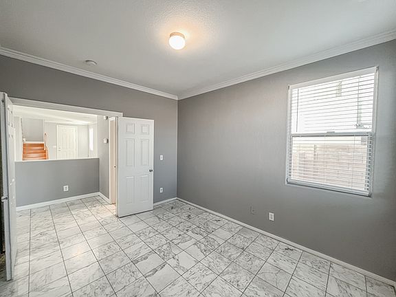 4th image of 3335 Antique Rose Dr