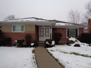 23718 Wildwood St, Oak Park, MI