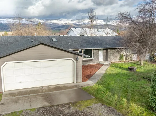 1511 Talent Ave, Talent, OR 97540