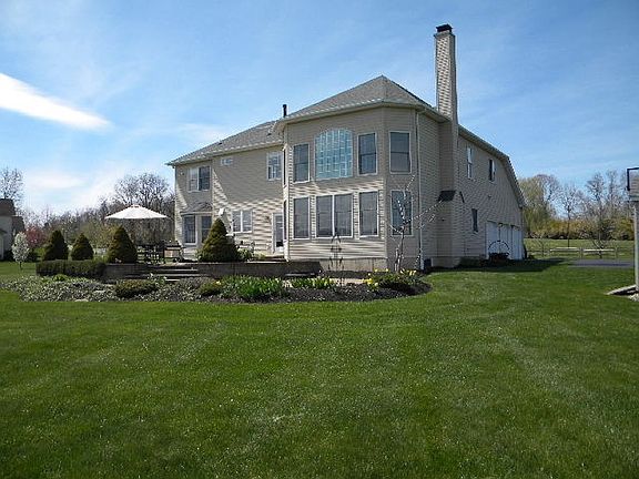 2nd image of 12 Steeplechase Ct #13