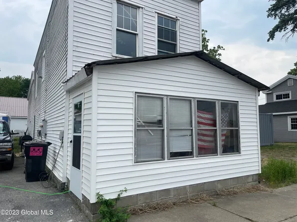 15 5th Street, South Glens Falls, NY 12803